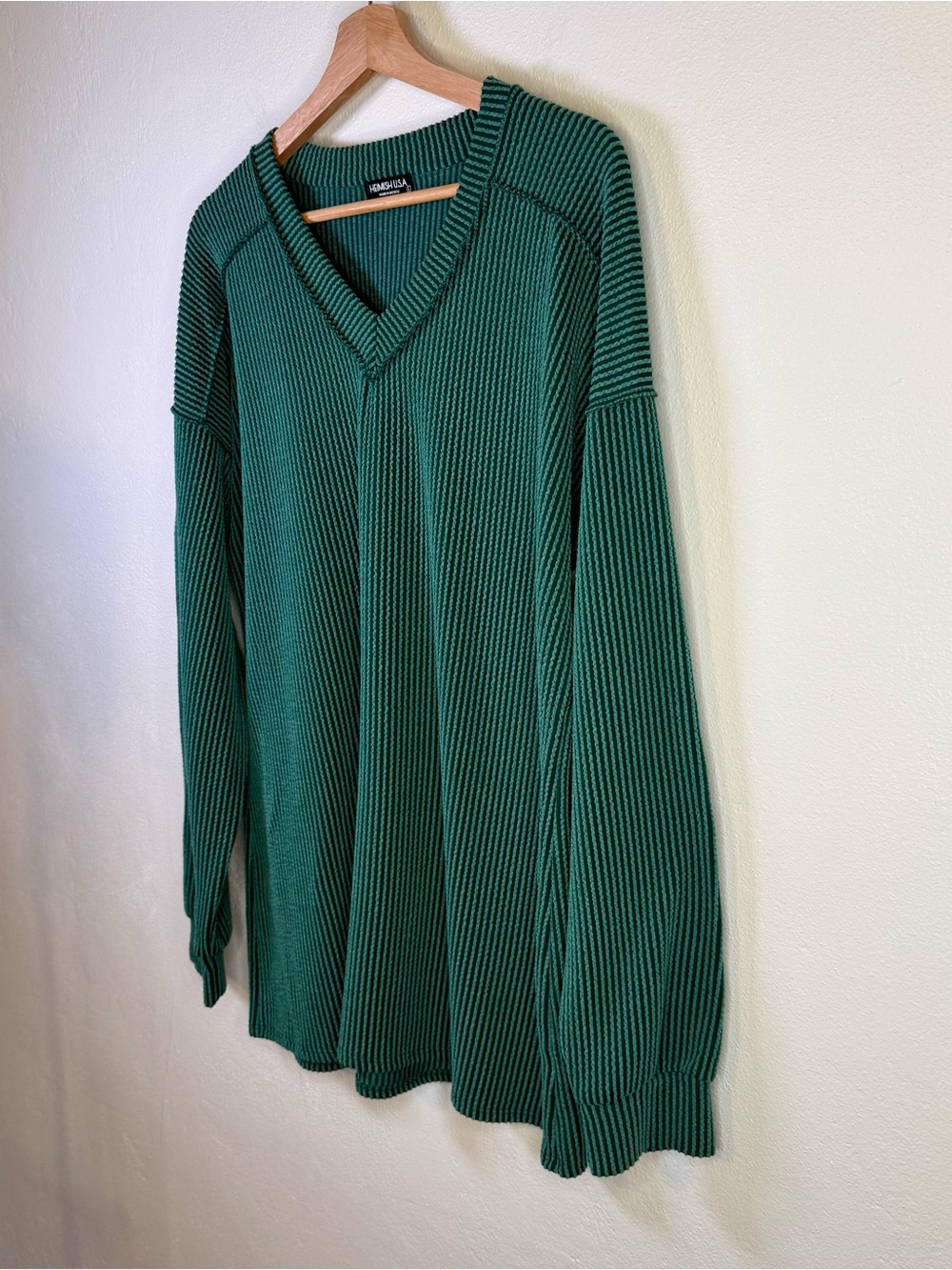 Heimish USA Emerald Green V-Neck Ribbed Slouchy Oversized Sweater Size Large - Picture 9 of 16